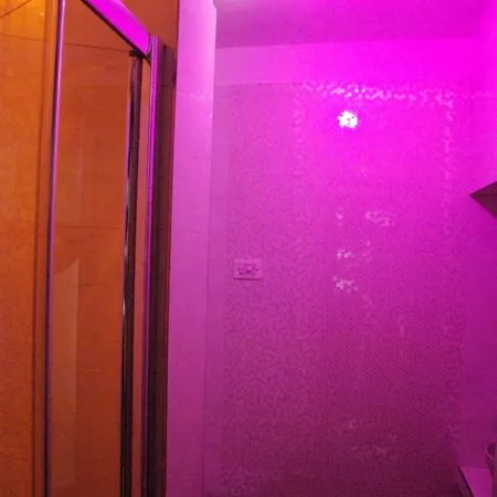 New Emotion ゲストハウス *