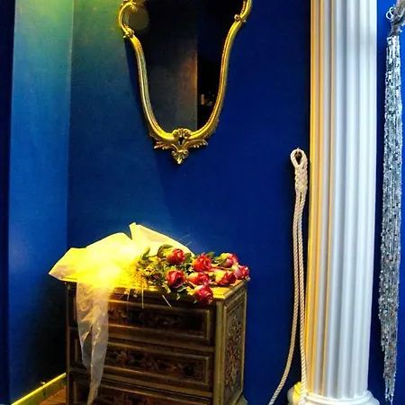 New Emotion ゲストハウス *