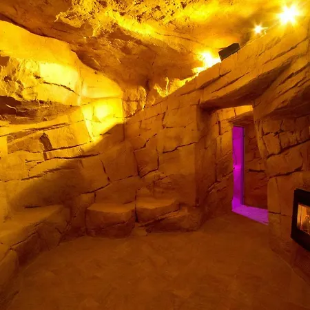 Gasthuis New Emotion Triëst